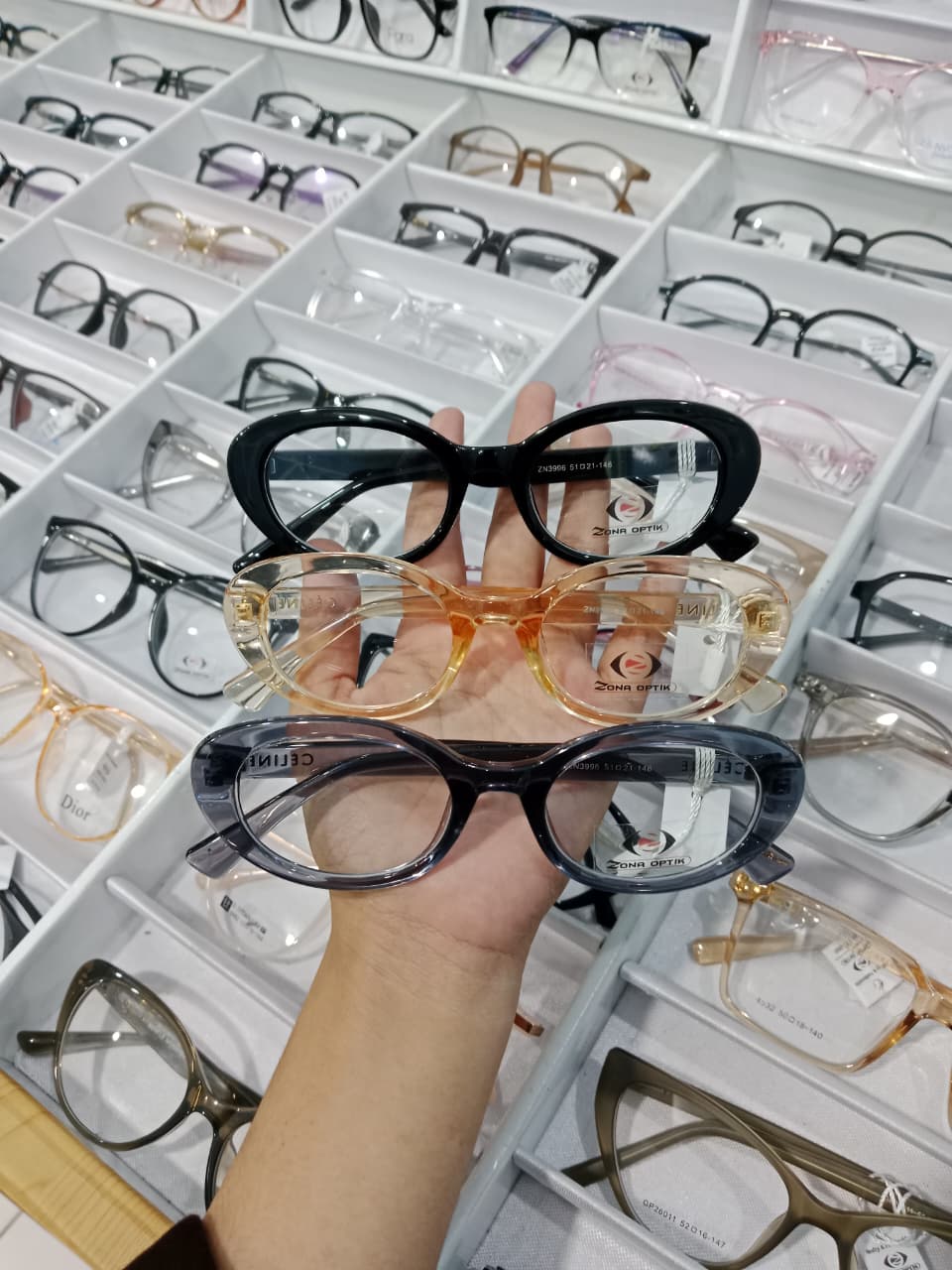 ZONA OPTIK